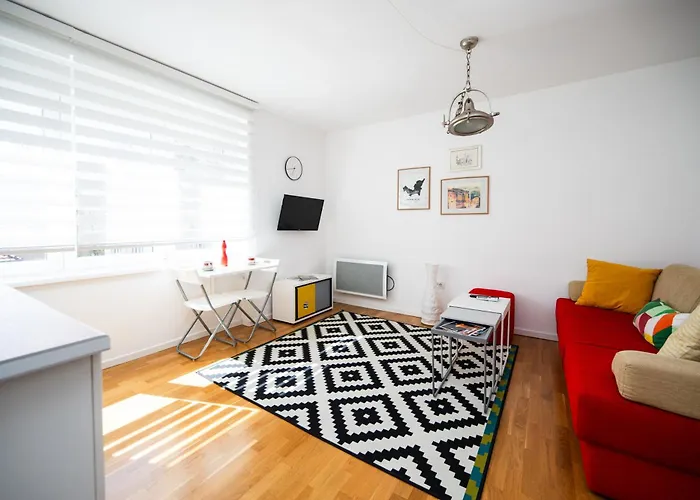 Cozy 1bdr In Center Daire